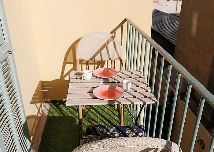 Sur Le Port De Apartamento Niza